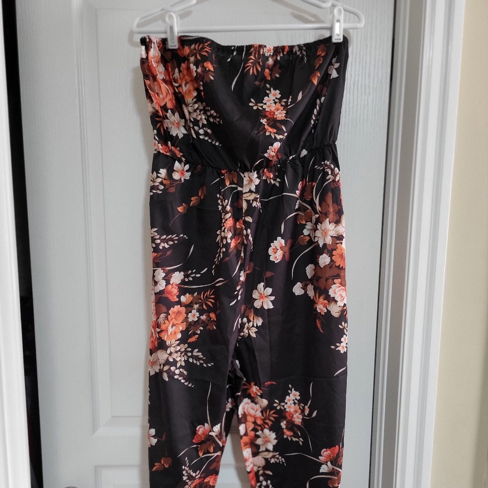 Strapless pant suit.